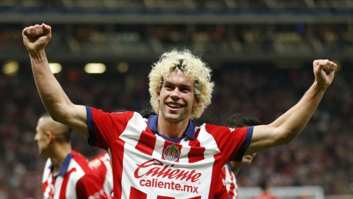 Chivas hace pesar el Akron a Pumas