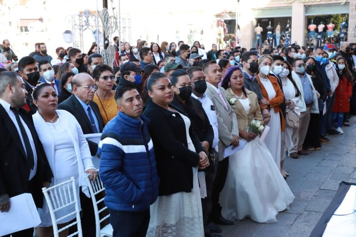 bodas simultáneas del 14 de febrero