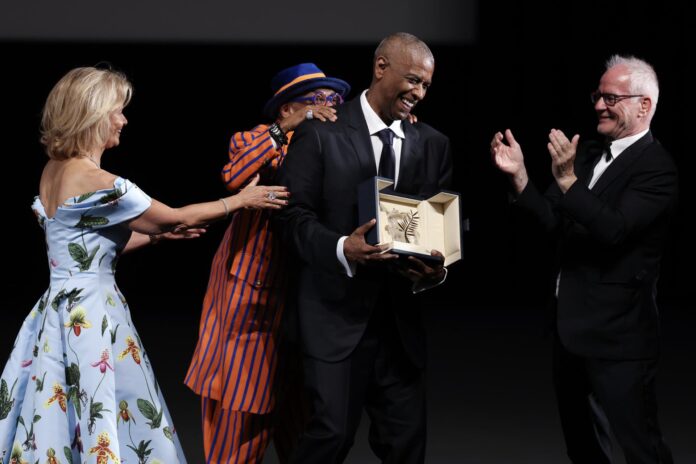 denzel-washington-recoge-una-palma-de-oro-de-honor-por-sorpresa-en-cannes