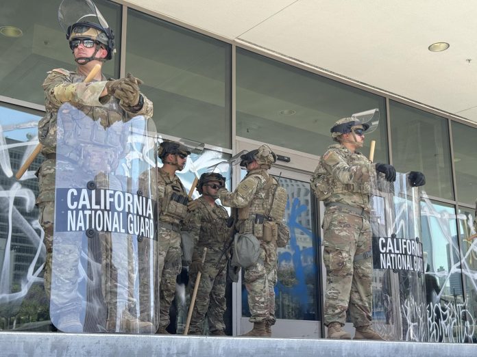pentagono-retira-a-dos-mil-soldados-de-la-guardia-nacional-desplegados-en-los-angeles