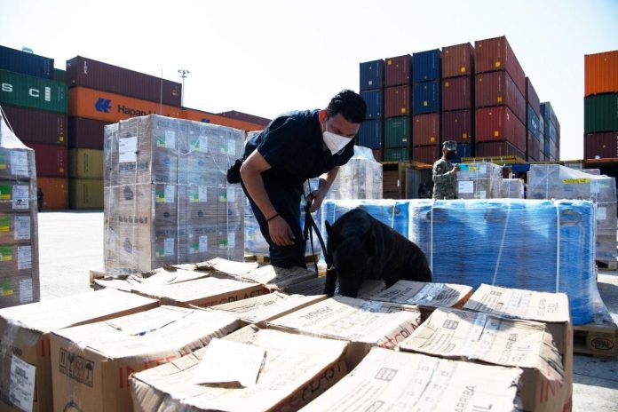empresarios-acuerdan-combatir-contrabando-y-fraude-en-aduanas