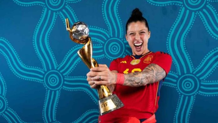 la-espanola-jenni-hermoso-entra-al-equipo-de-la-liga-mx-como-jugadora-‘insignia’