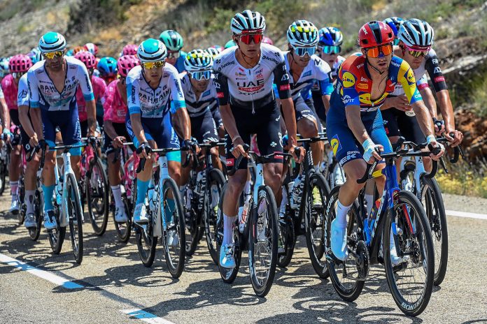 isaac-del-toro-sigue-en-ascenso-en-la-vuelta-a-burgos-2025,-¿en-que-posicion-quedo?