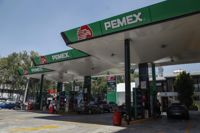 sheinbaum-afirma-que-desabasto-de-gasolina-en-cdmx-y-otros-estados-“ya-se-resolvio”